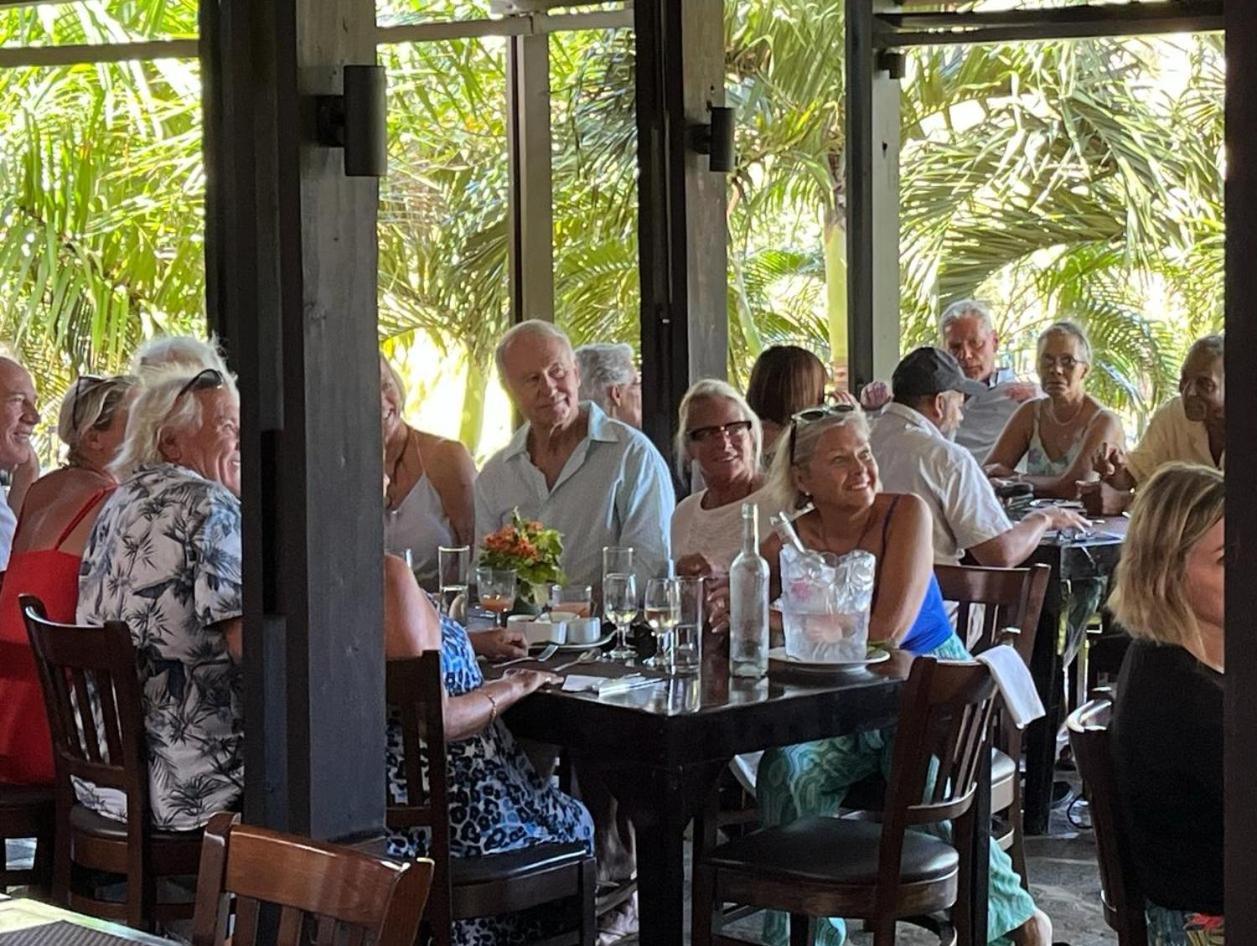 Crescent Beach Firefly Estate Bequia酒店 外观 照片