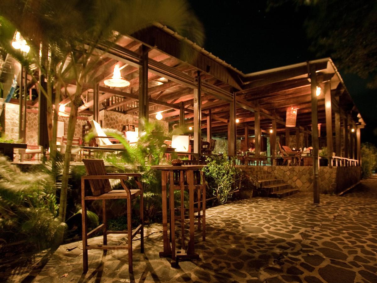Crescent Beach Firefly Estate Bequia酒店 外观 照片